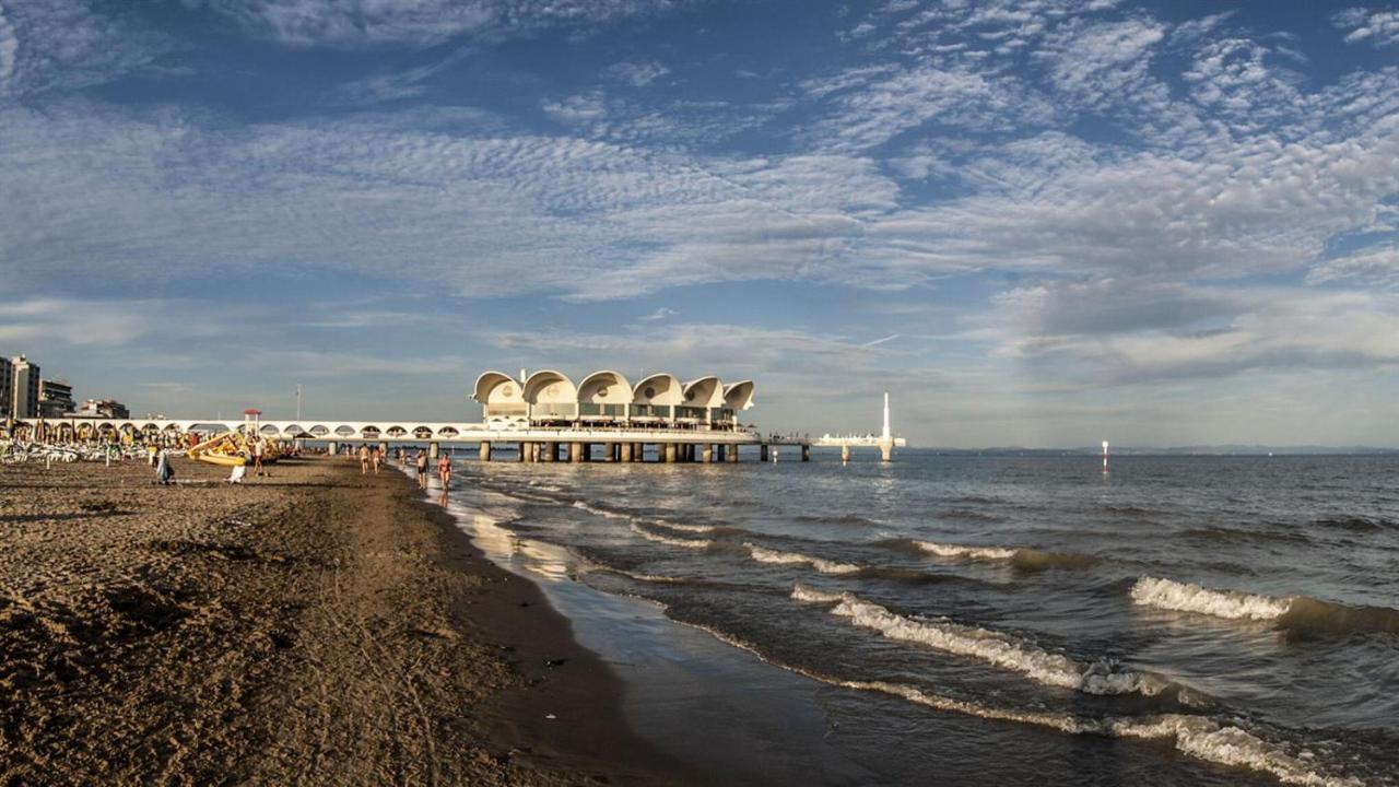 Villa Flamicia 1P Lignano Sabbiadoro Exteriör bild